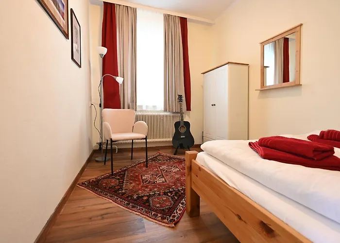 Apartament 208